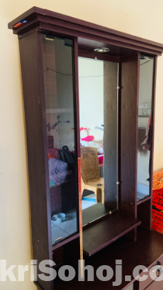 Used Dressing Table sell at Barishal.